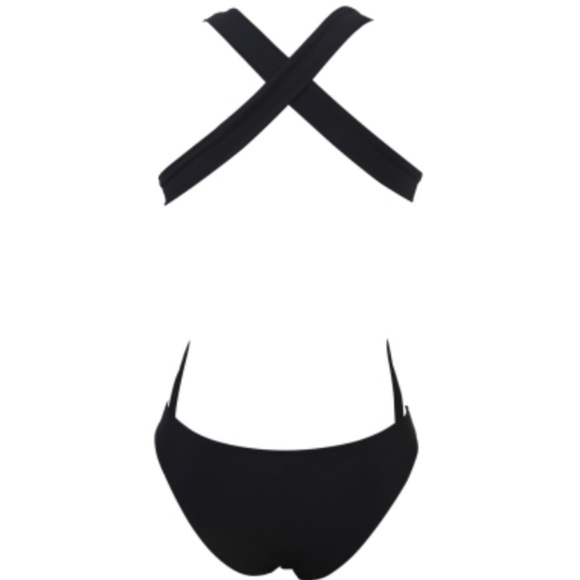 SEXY ONE PIECE BIKINI - Picture 5 of 6